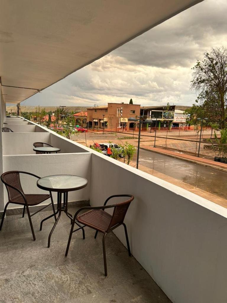 Hotel And Suites Cananea Exteriör bild